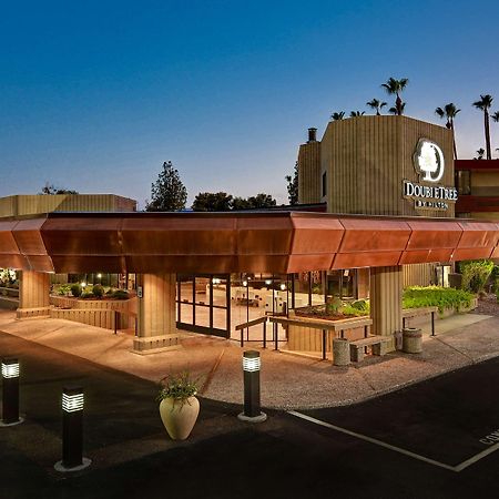 Doubletree By Hilton Phoenix- Темпе Экстерьер фото
