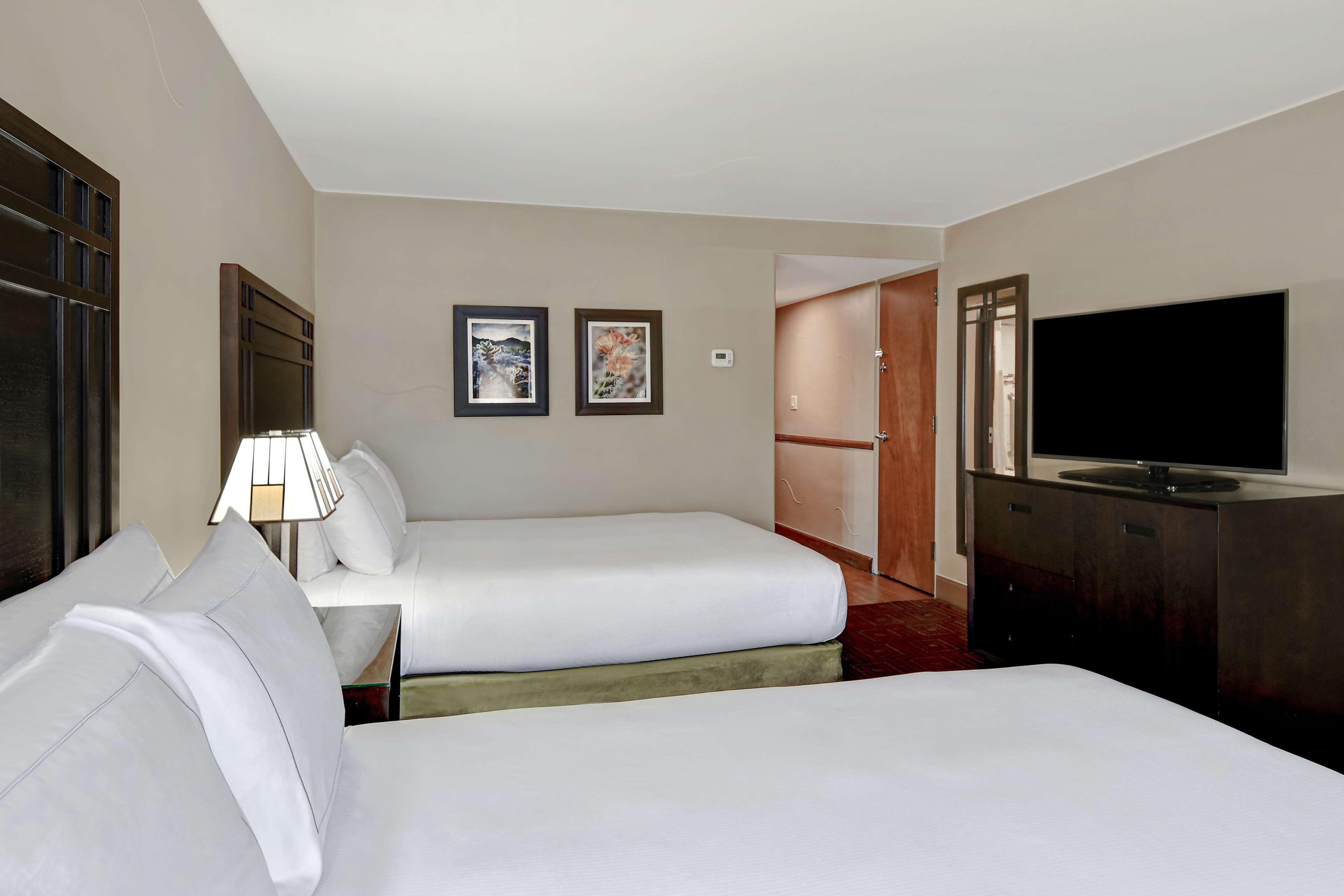 Doubletree By Hilton Phoenix- Темпе Экстерьер фото
