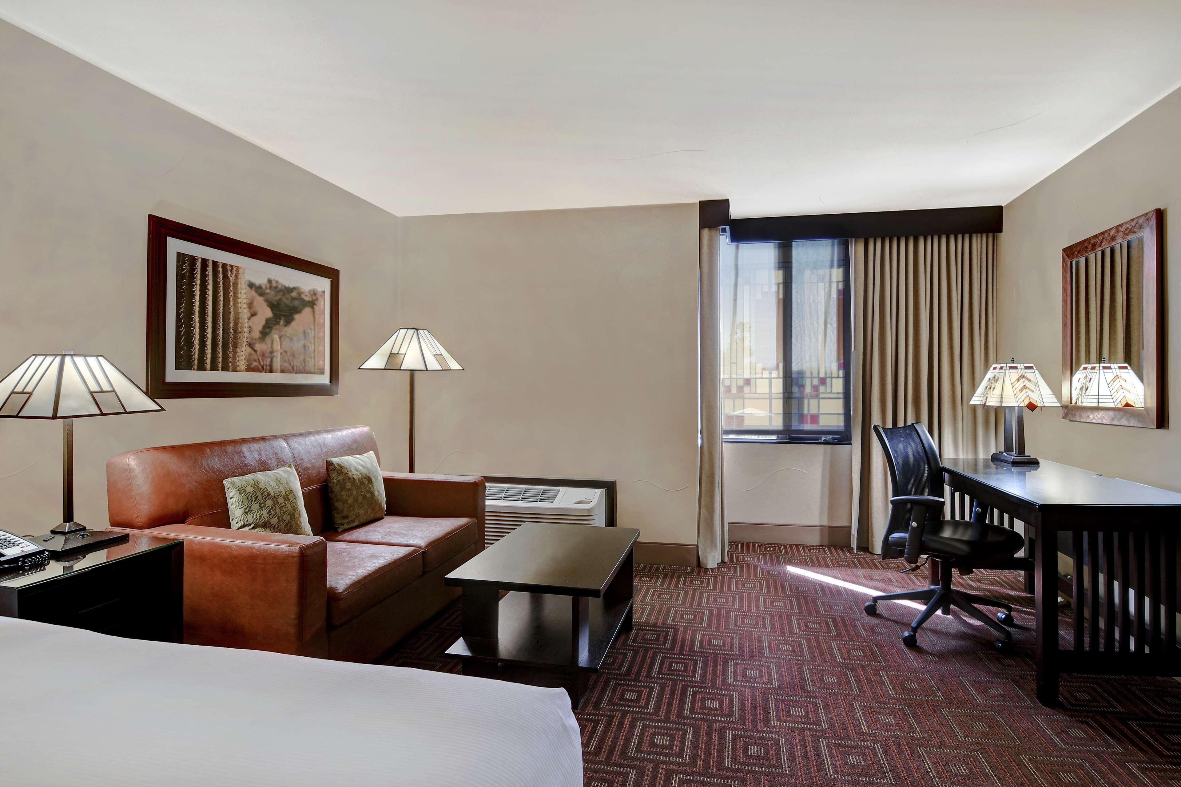 Doubletree By Hilton Phoenix- Темпе Экстерьер фото