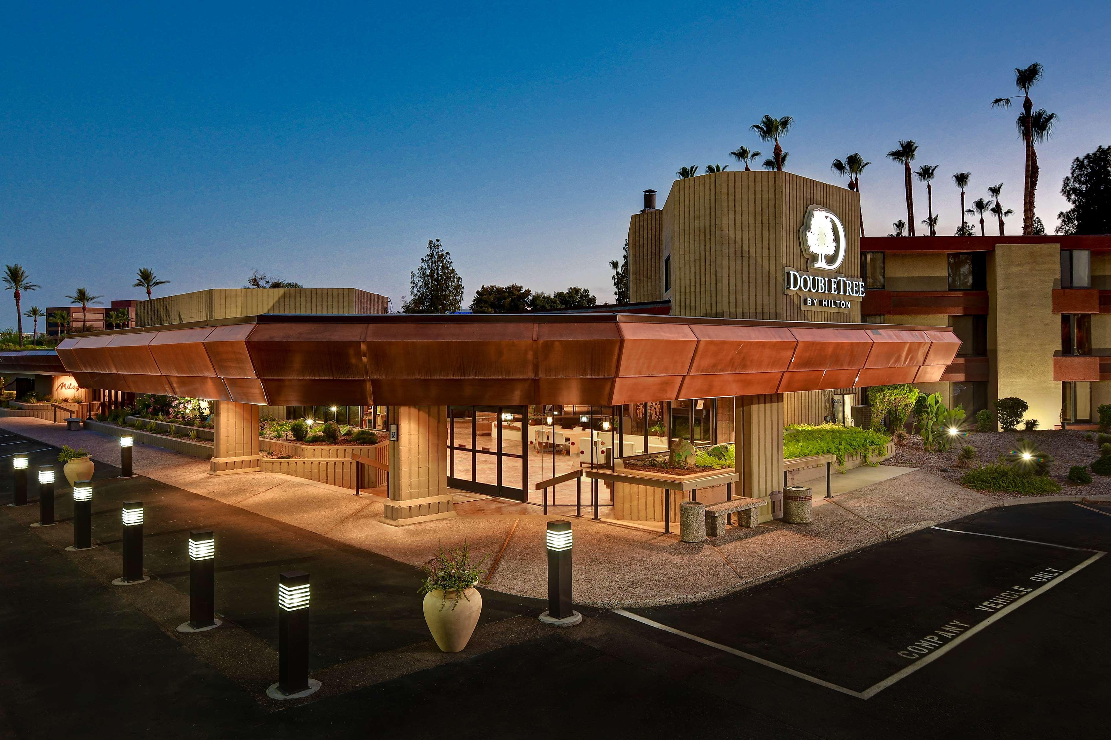 Doubletree By Hilton Phoenix- Темпе Экстерьер фото