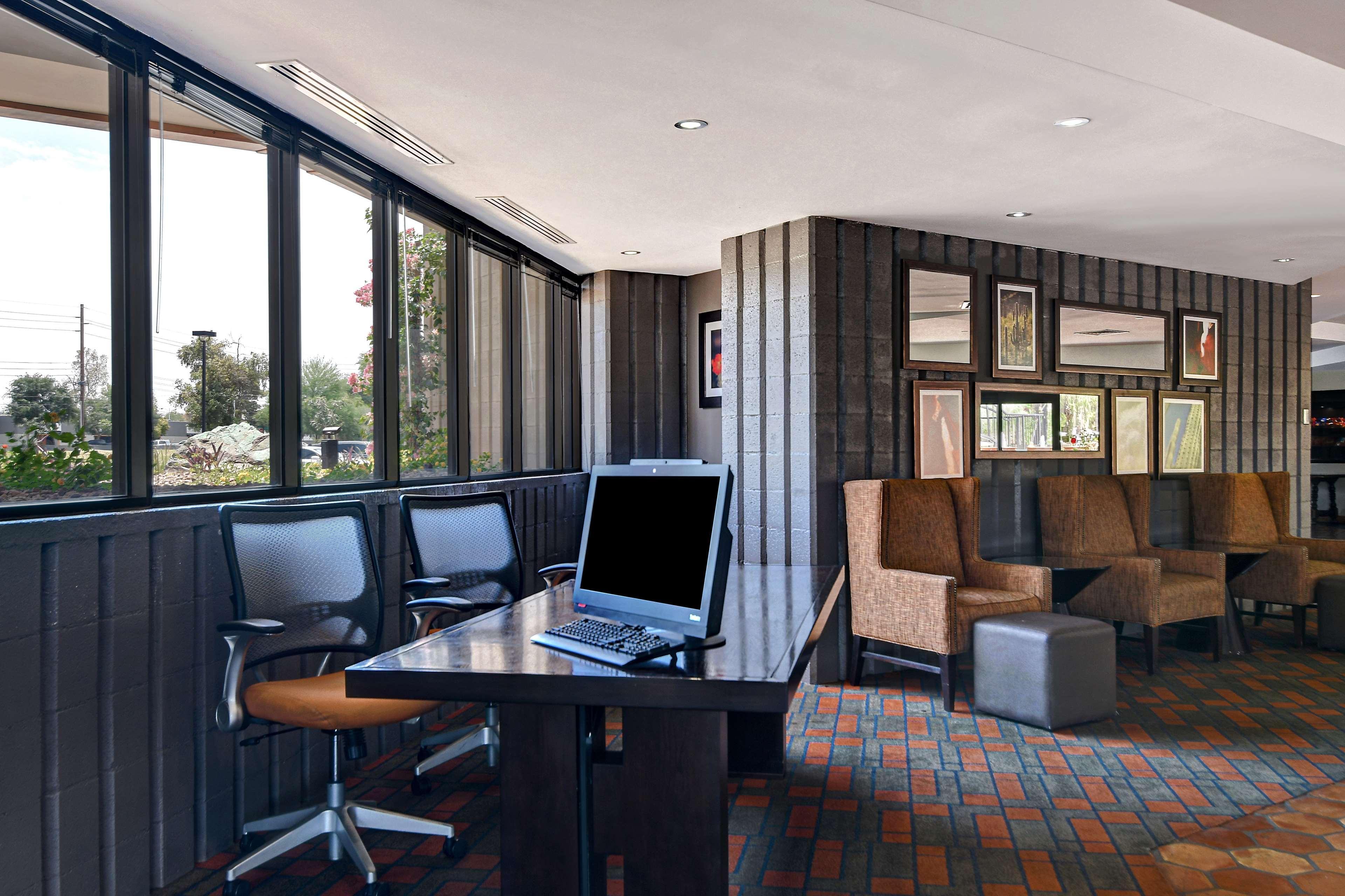 Doubletree By Hilton Phoenix- Темпе Экстерьер фото