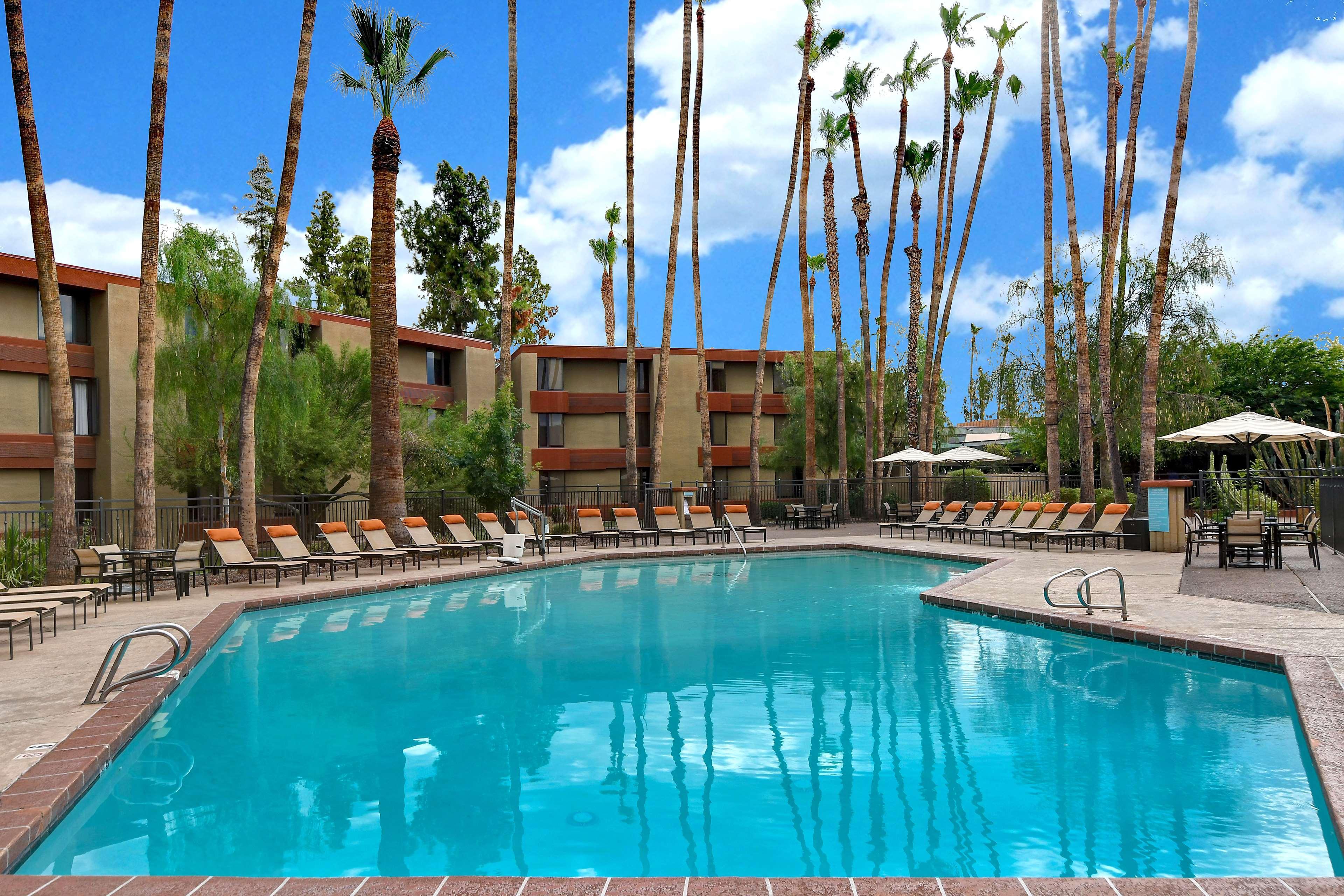 Doubletree By Hilton Phoenix- Темпе Экстерьер фото