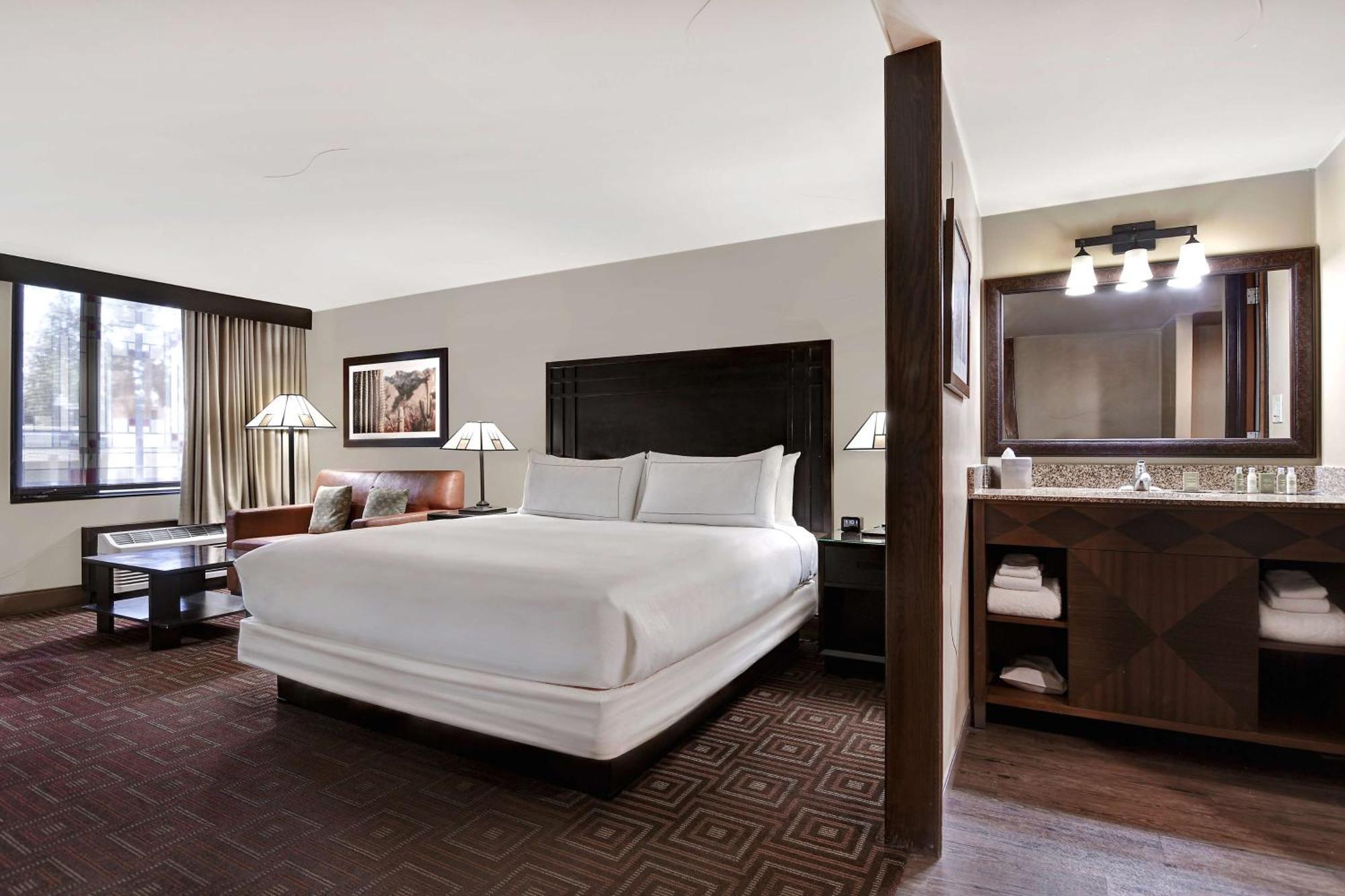 Doubletree By Hilton Phoenix- Темпе Экстерьер фото