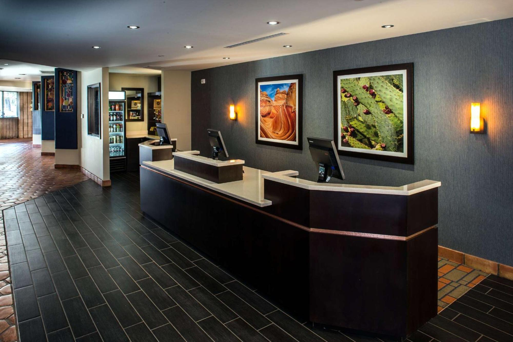 Doubletree By Hilton Phoenix- Темпе Экстерьер фото